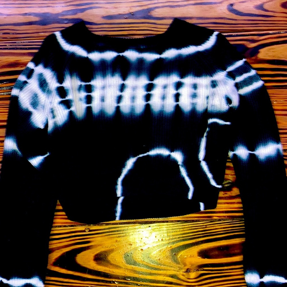 Tie dye cropped sweater